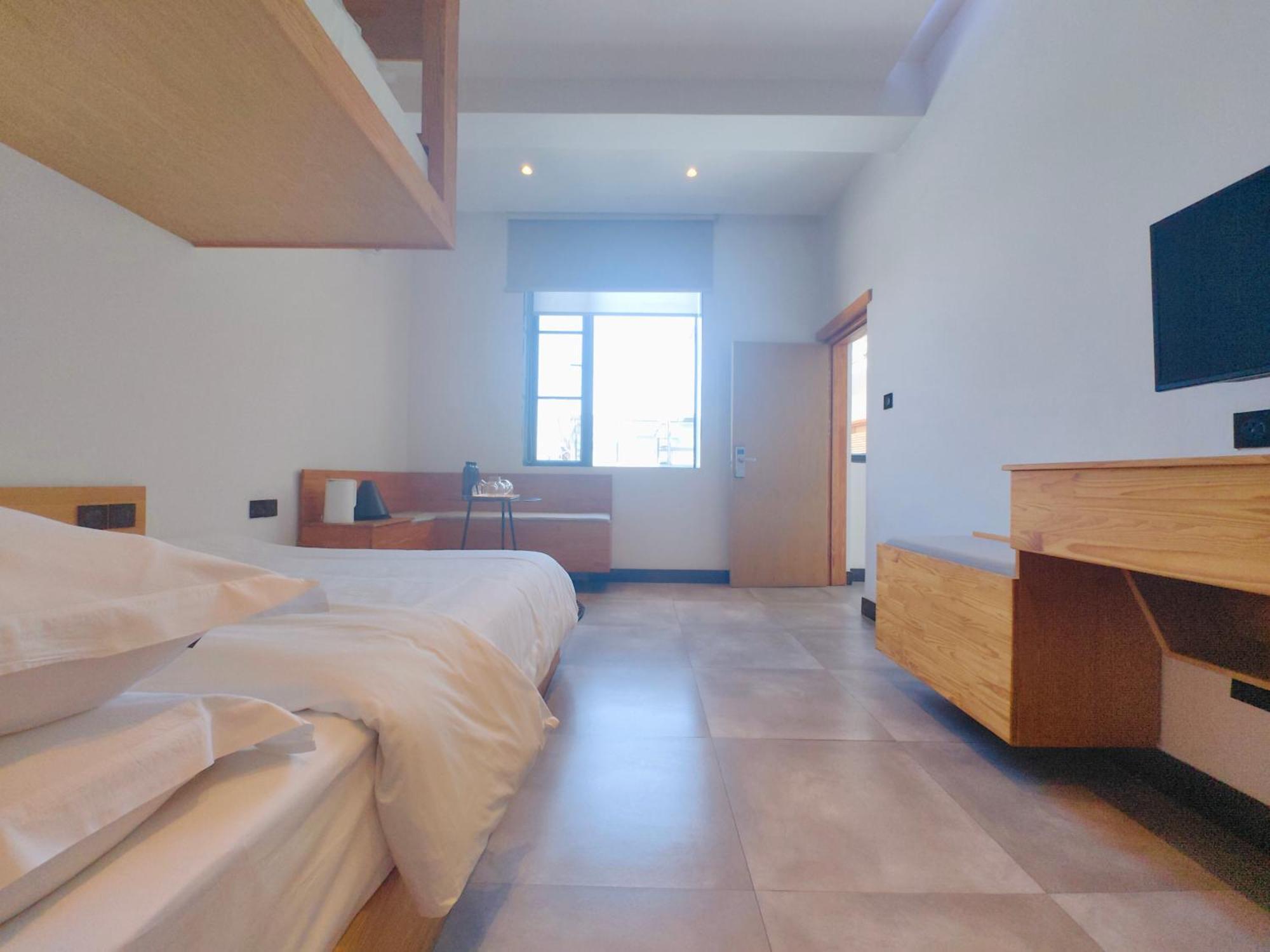 Dali Loft Travelling With Hostel Exterior foto