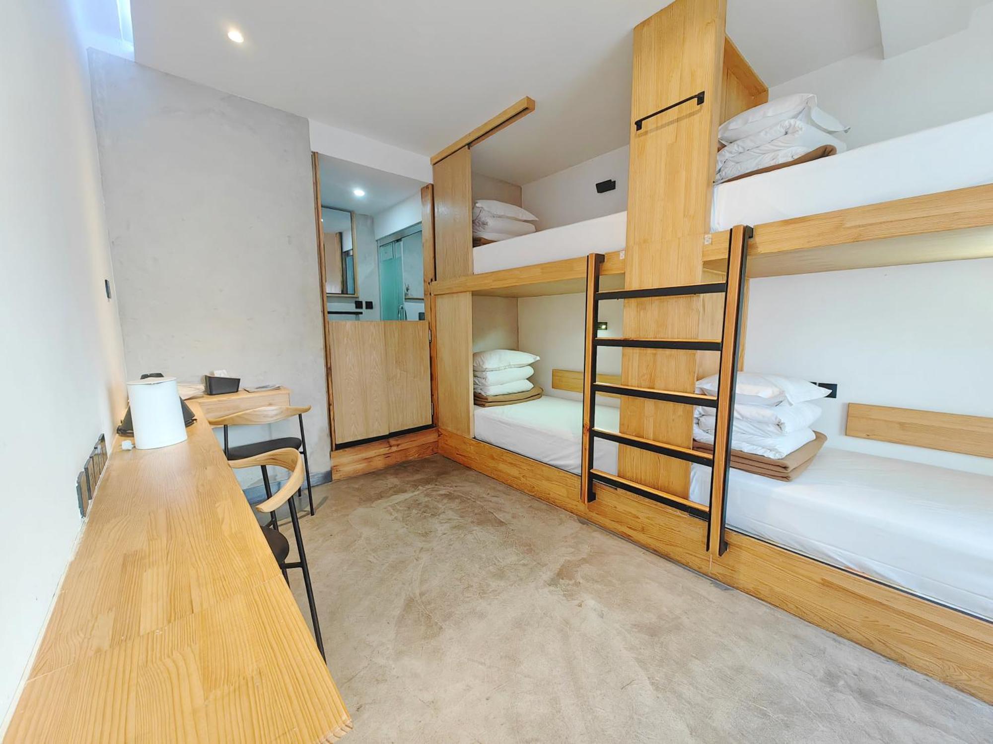 Dali Loft Travelling With Hostel Exterior foto
