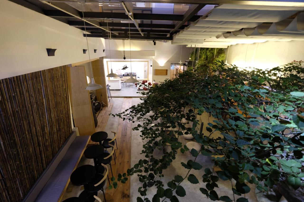 Dali Loft Travelling With Hostel Exterior foto