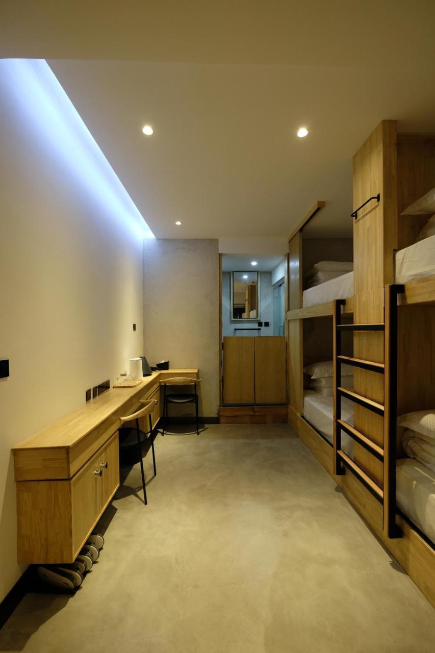 Dali Loft Travelling With Hostel Exterior foto